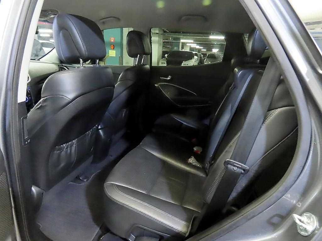 HYUNDAI Santa Fe - Vista 7