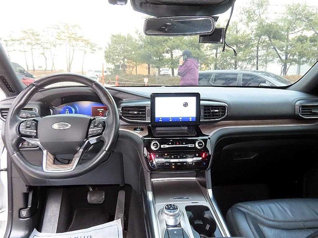 Ford Explorer - Vista 7