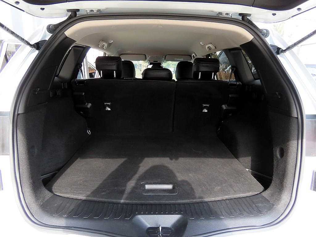 SAMSUNG QM6 2023 Blanco - Importación desde Corea - HF Imports Iquique - Foto 18