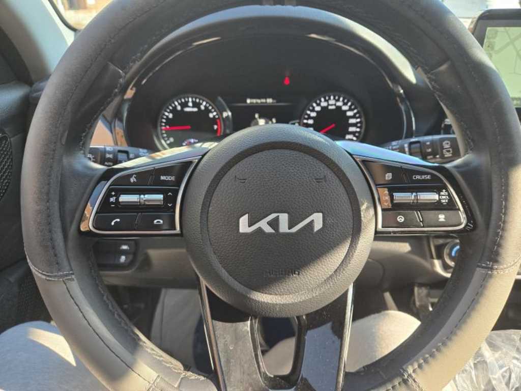 KIA Seltos 2023 - Importación desde Corea - HF Imports Iquique - Foto 14