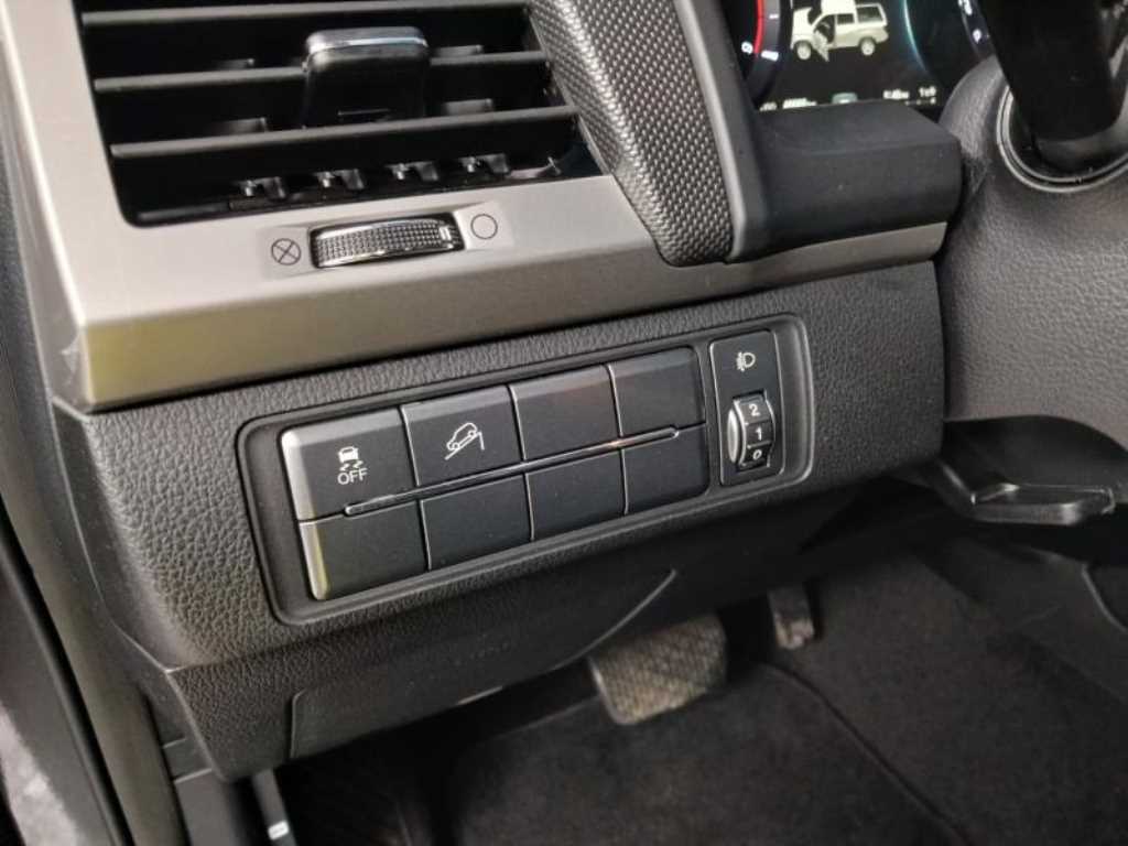 Ssangyong Rexton - Vista 12