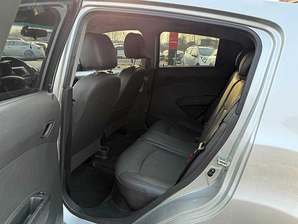 Chevrolet Spark - Vista 7