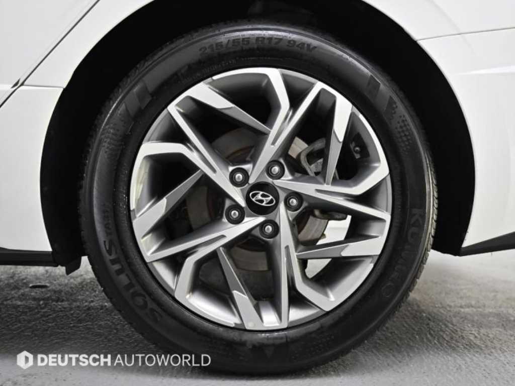 HYUNDAI Sonata - Vista 5