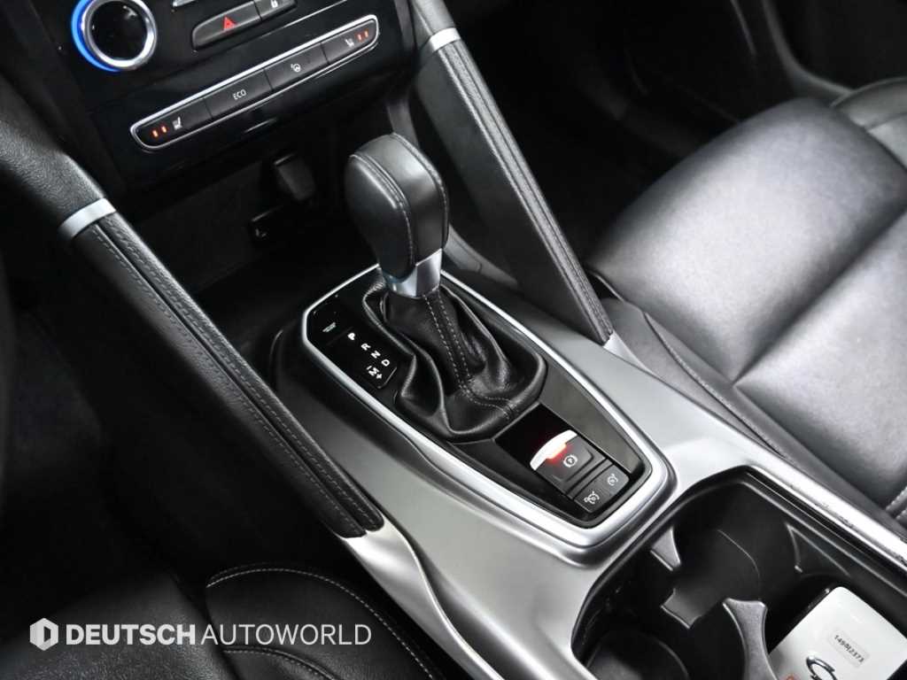 SAMSUNG QM6 - Vista 9