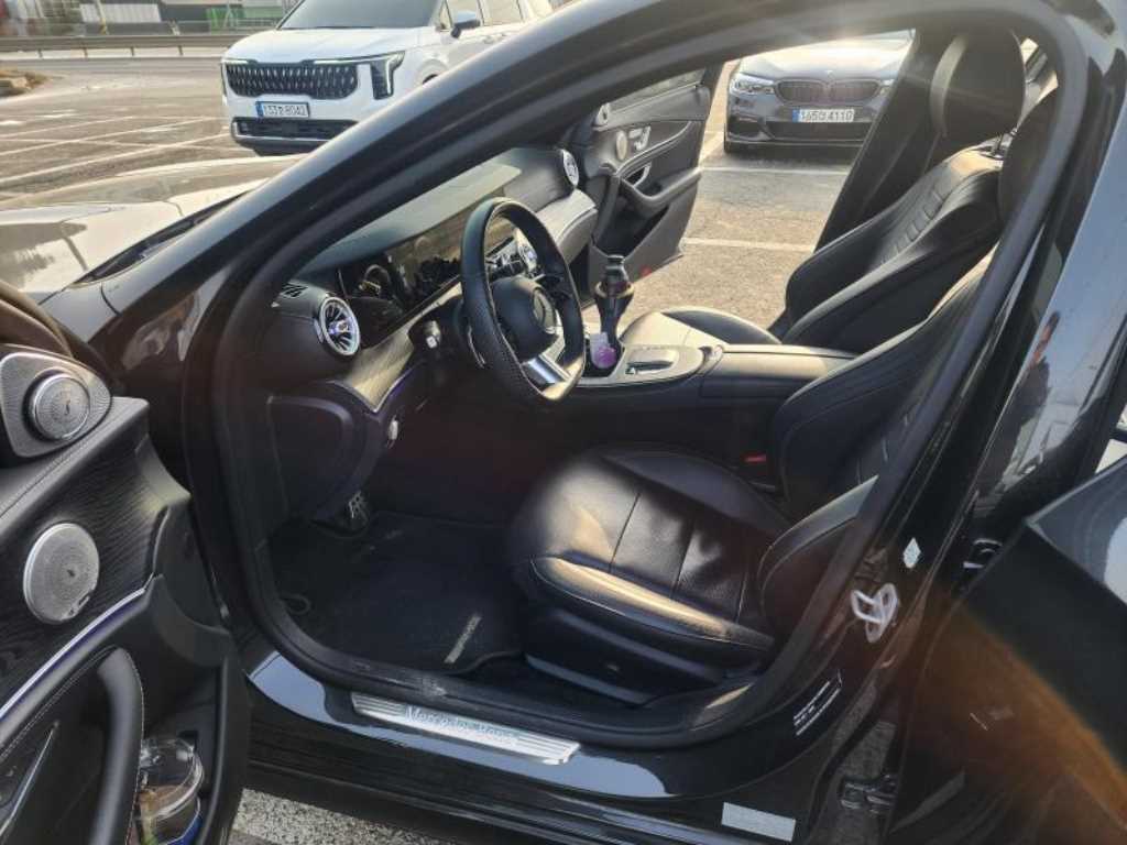 Mercedes Benz E class - Vista 5