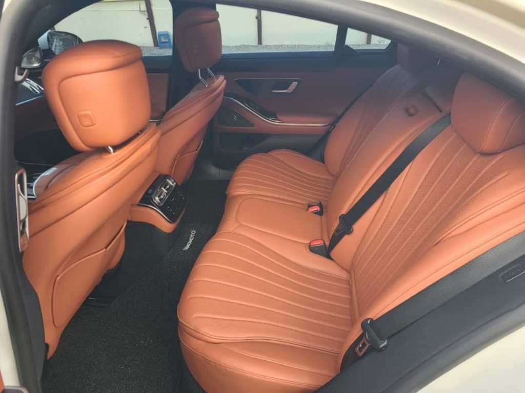 Mercedes Benz S Class - Vista 8