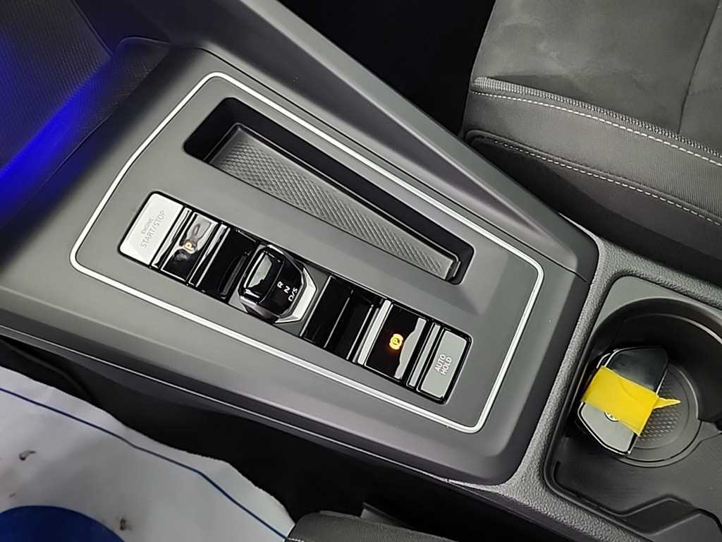 Volkswagen Golf - Vista 8