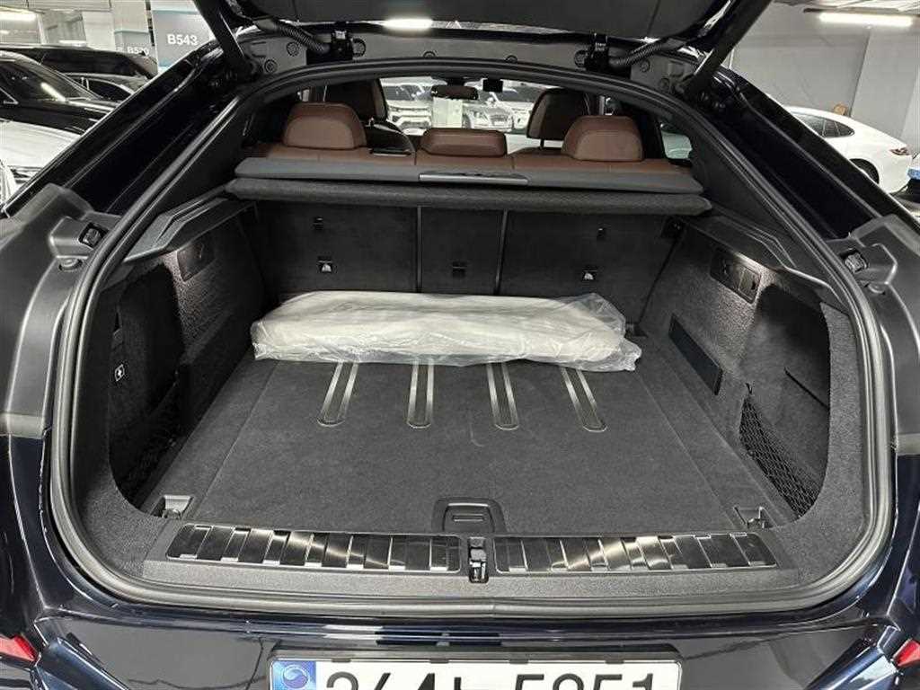 BMW X6 2024 Negro - Importación desde Corea - HF Imports Iquique - Foto 19