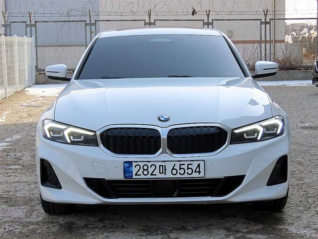 BMW 3 series 2023 Blanco - Importación desde Corea - HF Imports Iquique - Foto 1