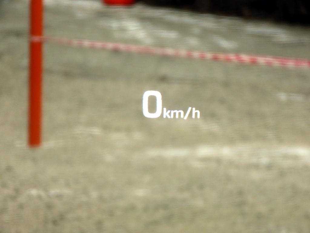 HYUNDAI Genesis - Vista 10