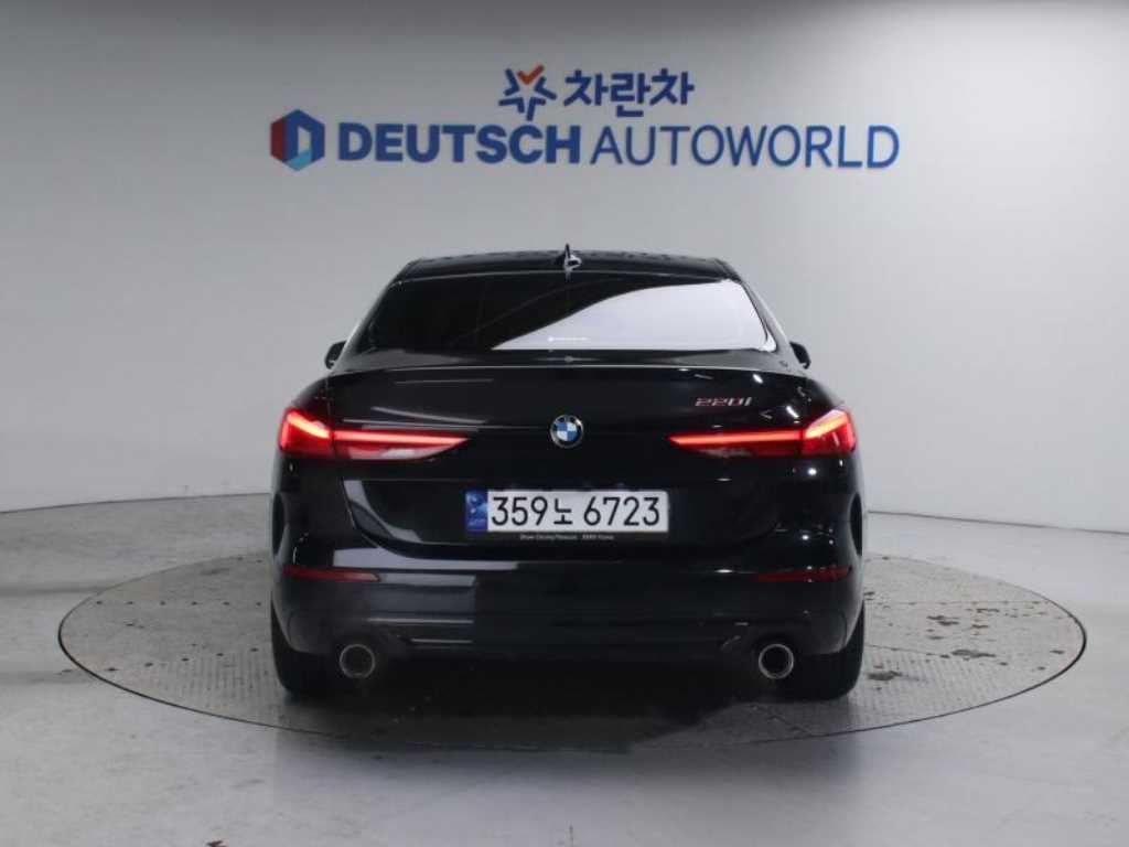 BMW 2 series - Vista 4