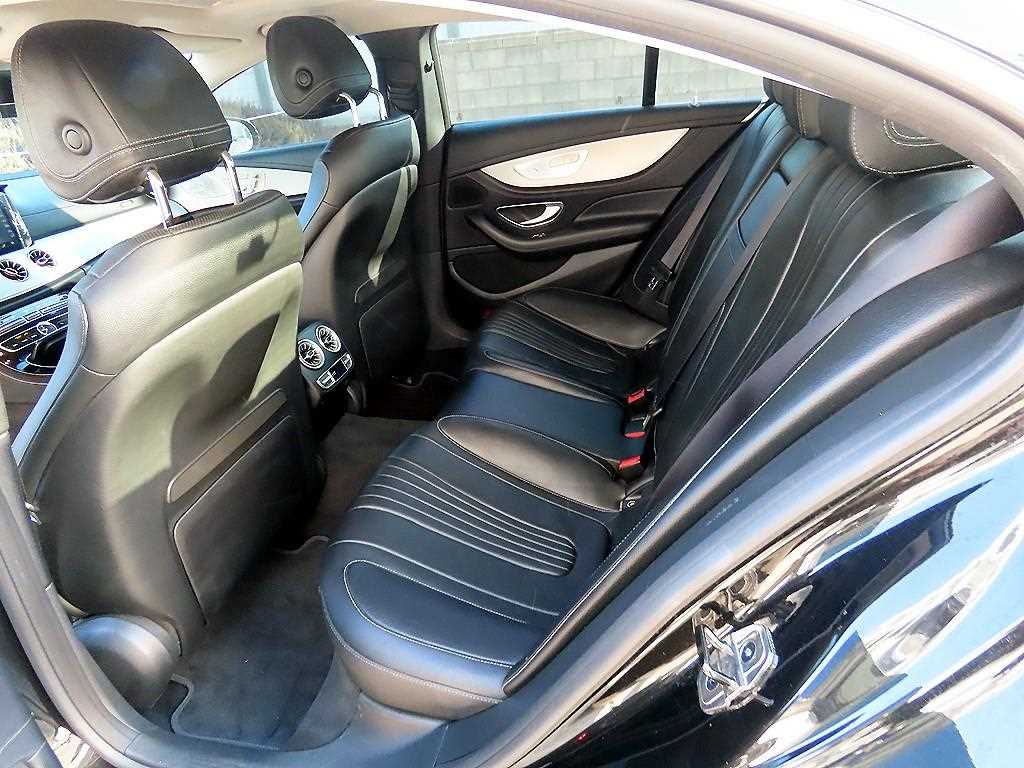 Mercedes Benz CLS Class - Vista 6