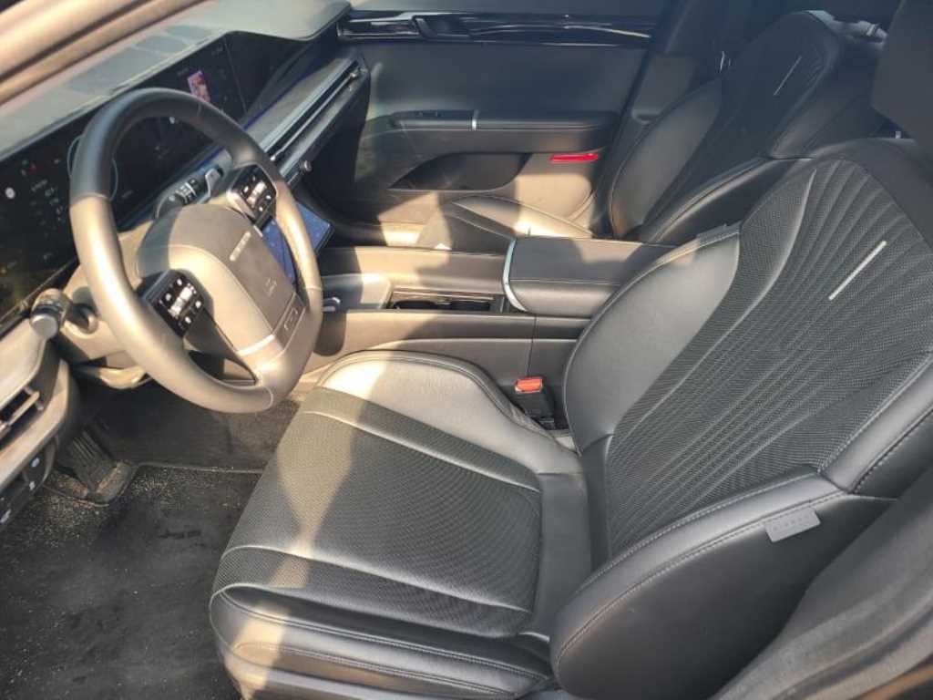 HYUNDAI Grandeur - Vista 9