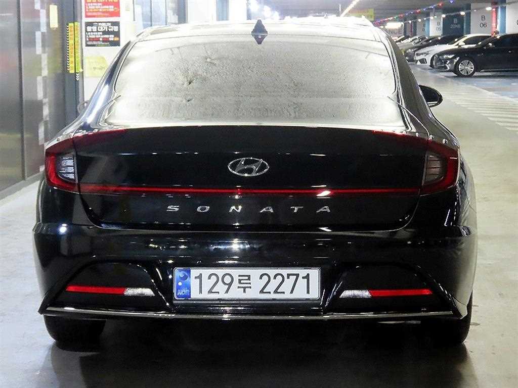HYUNDAI Sonata - Vista 5