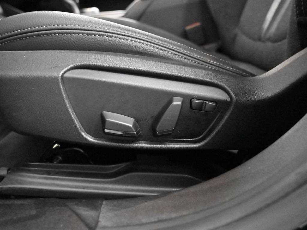 BMW 1 series 2021 Negro - Importación desde Corea - HF Imports Iquique - Foto 16