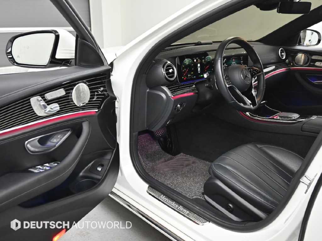 Mercedes Benz E class - Vista 11