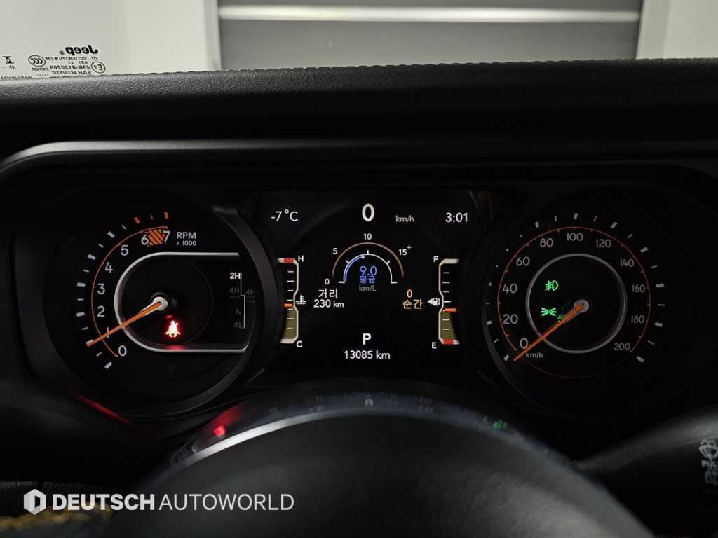 Jeep Wrangler - Vista 8