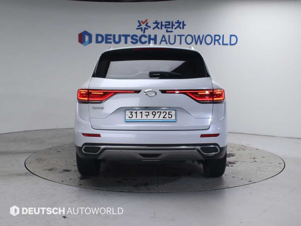 SAMSUNG QM6 - Vista 4