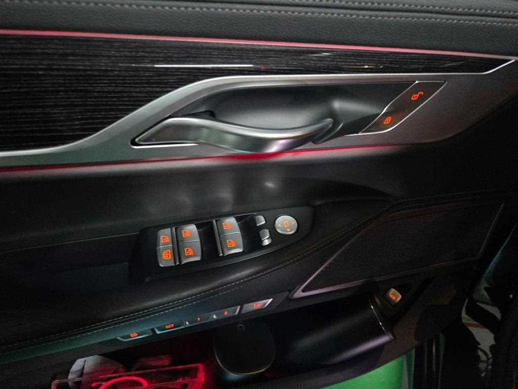 BMW 7 Series - Vista 9