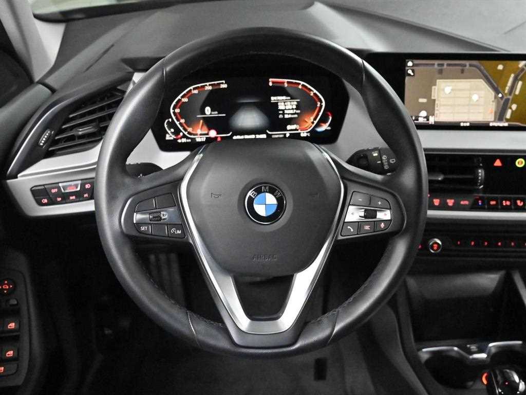 BMW 1 series 2021 Negro - Importación desde Corea - HF Imports Iquique - Foto 13