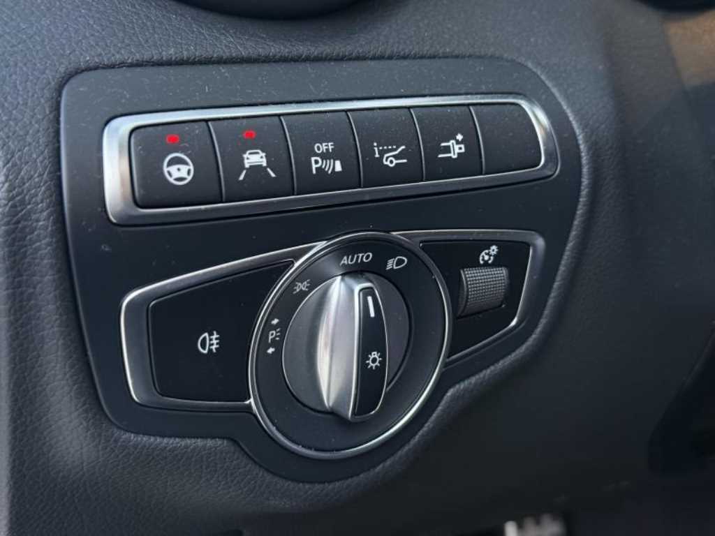 Mercedes Benz C Class - Vista 10