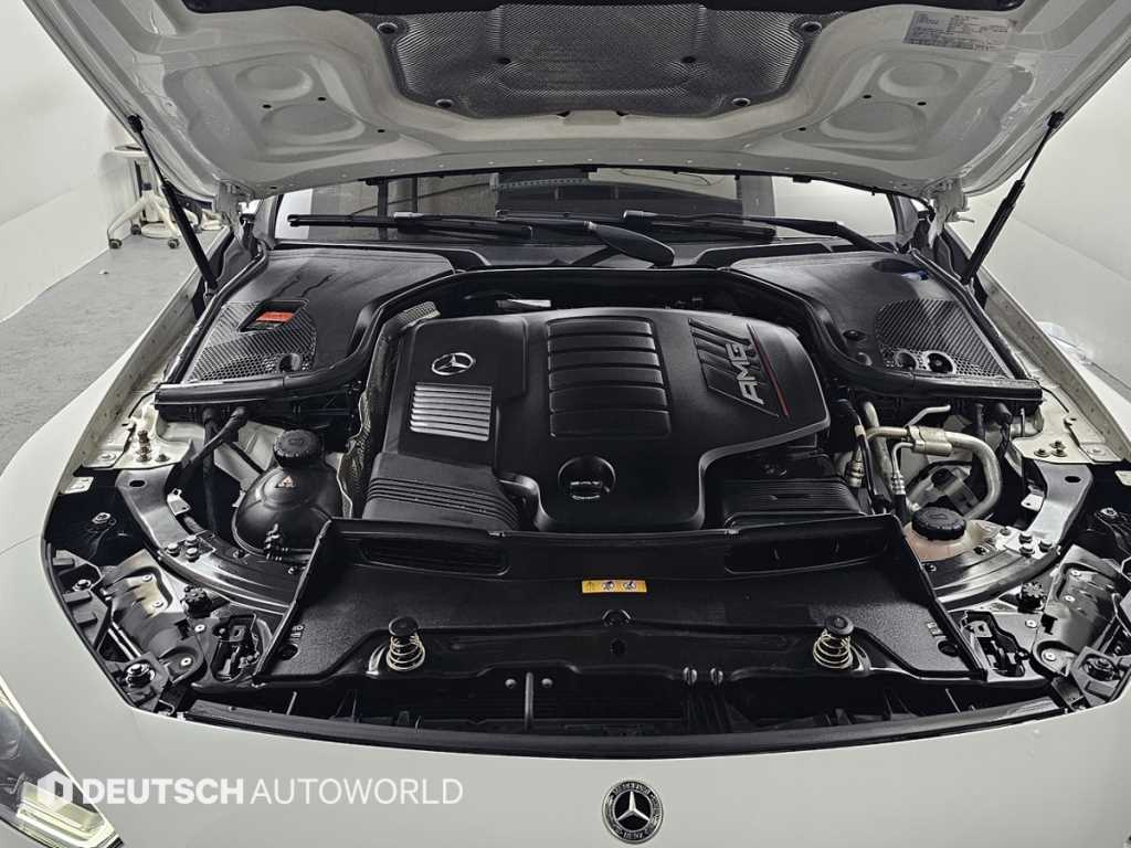 Mercedes Benz AMG GT - Vista 6