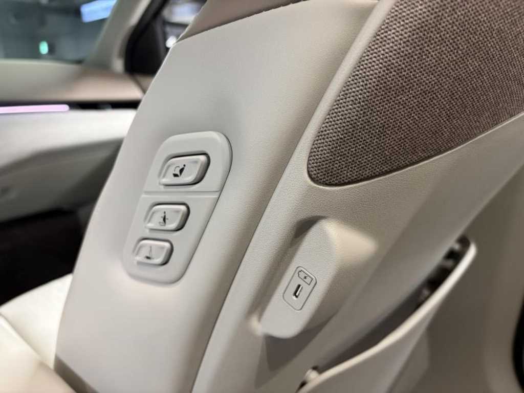 KIA EV4 2026 Negro - Importación desde Corea - HF Imports Iquique - Foto 16