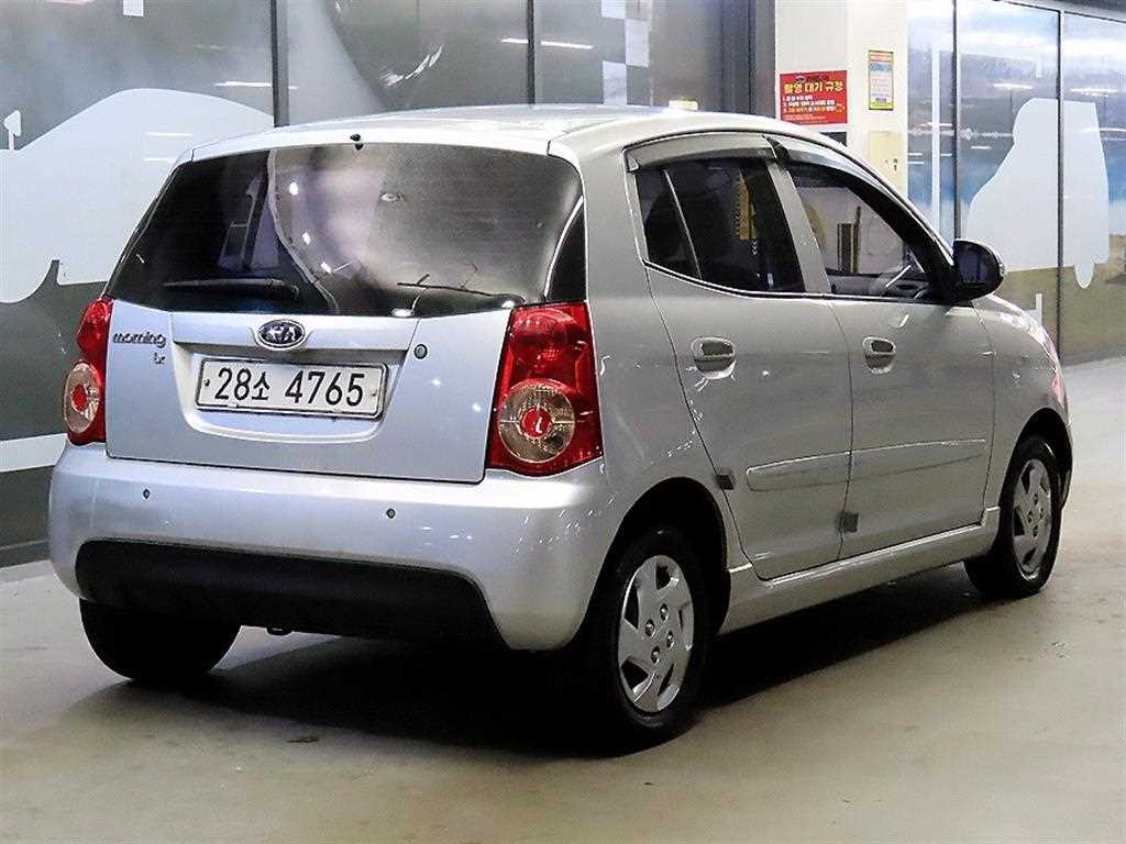 KIA Morning - Vista 4