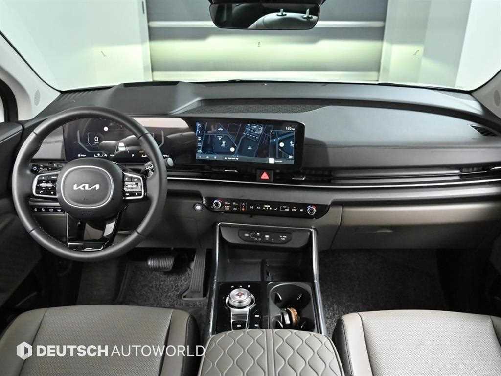 KIA Carnival - Vista 7