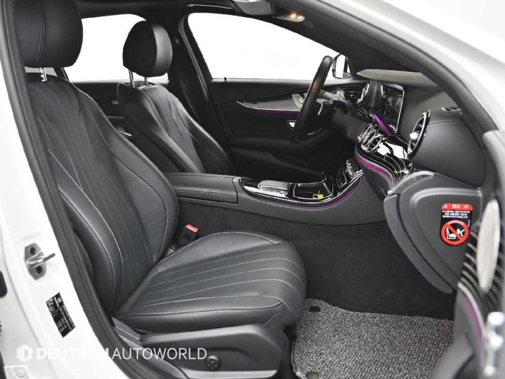 Mercedes Benz E class - Vista 10