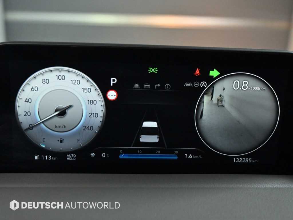 HYUNDAI Staria - Vista 8