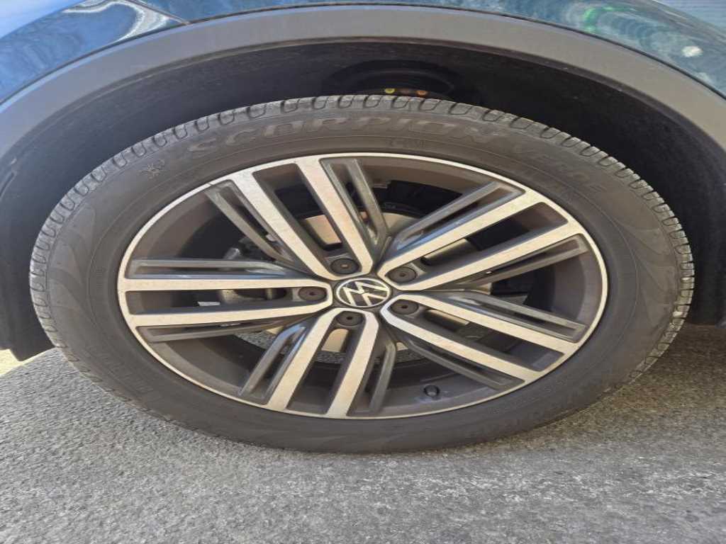 Volkswagen Tiguan - Vista 7