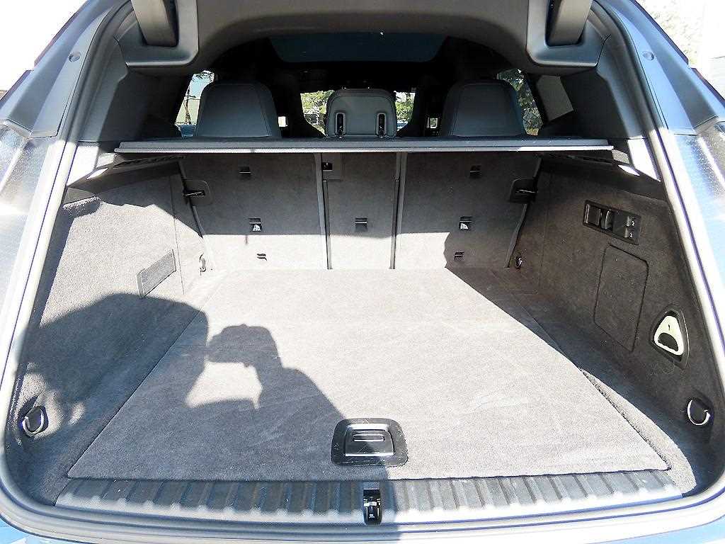 BMW iX 2022 Verde - Importación desde Corea - HF Imports Iquique - Foto 17