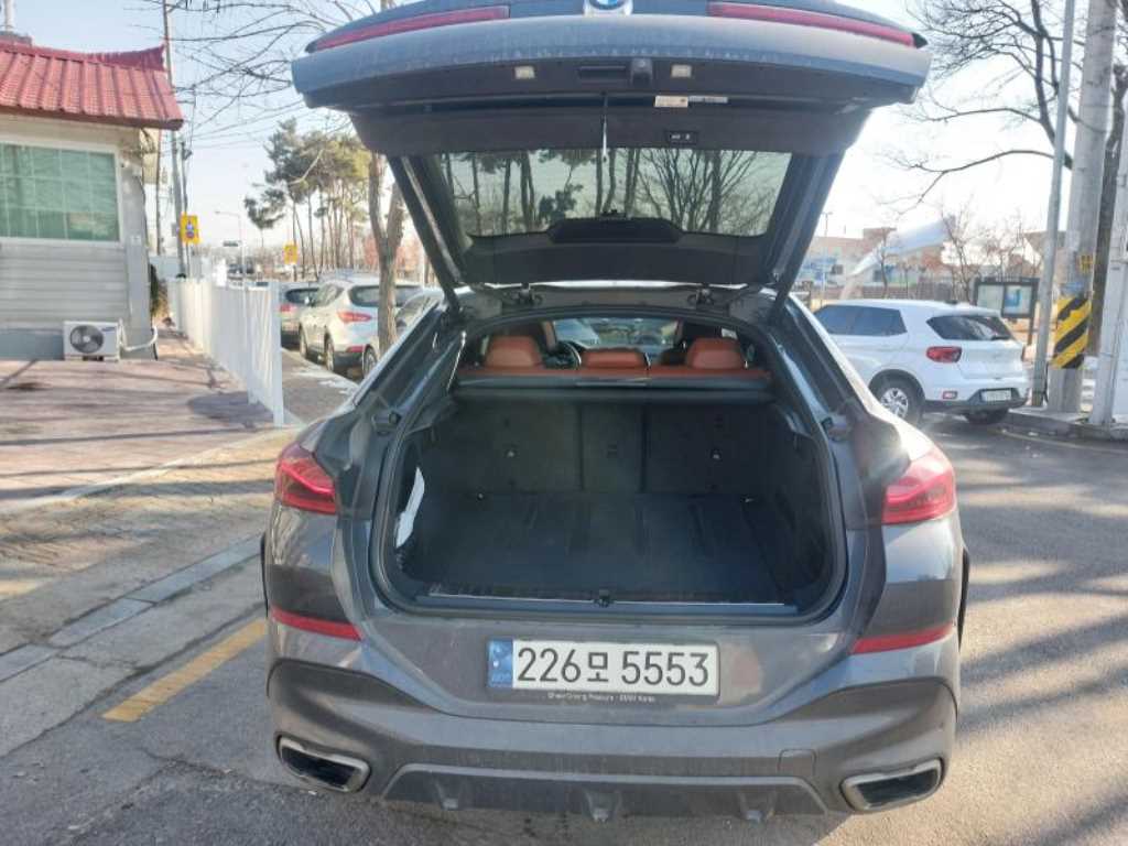 BMW X6 - Vista 5