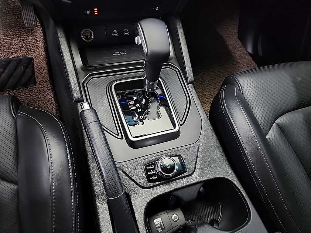 Ssangyong Rexton - Vista 8