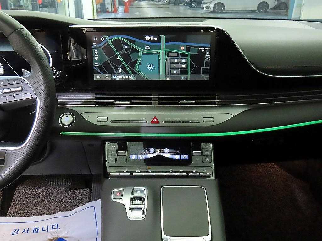 HYUNDAI Grandeur - Vista 11