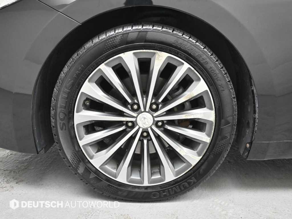 HYUNDAI Grandeur - Vista 5