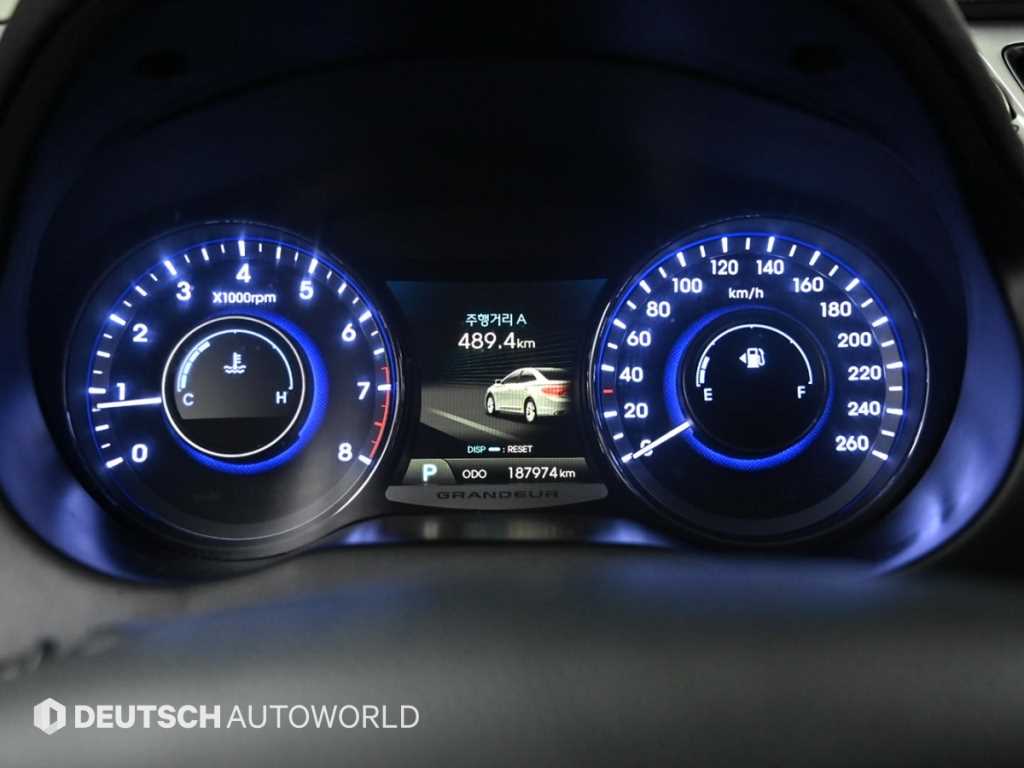 HYUNDAI Grandeur - Vista 8