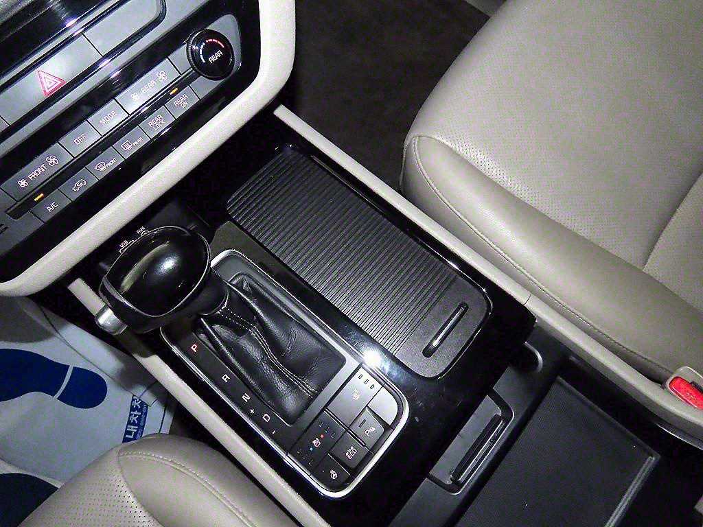 KIA Carnival 2015 - Importación desde Corea - HF Imports Iquique - Foto 13