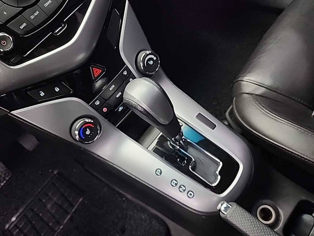 Chevrolet Cruise - Vista 8