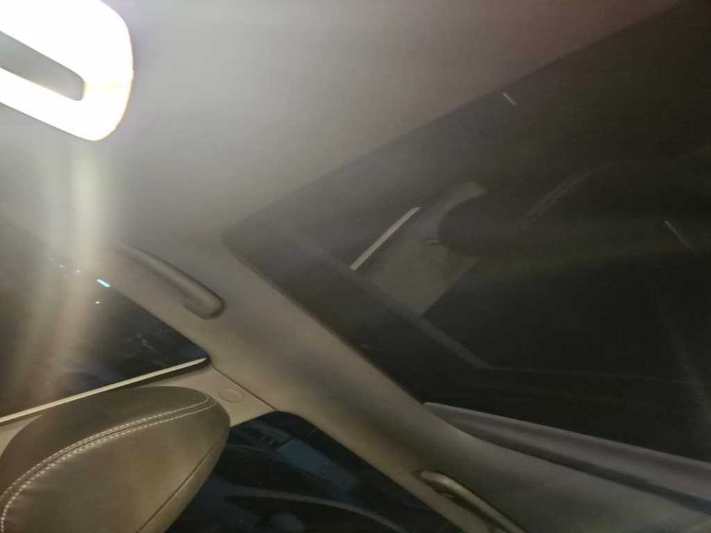 Ssangyong Tivoli - Vista 11