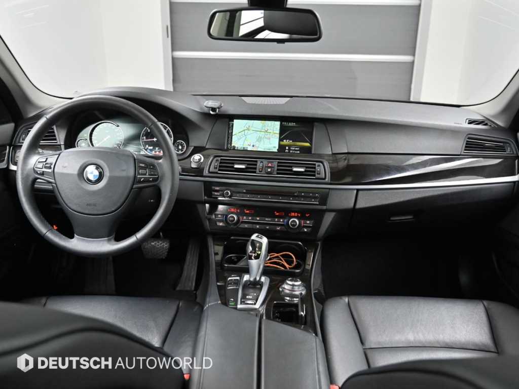 BMW 5 Series - Vista 7