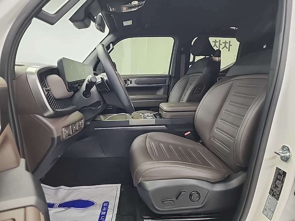 KIA Tasman - Vista 11