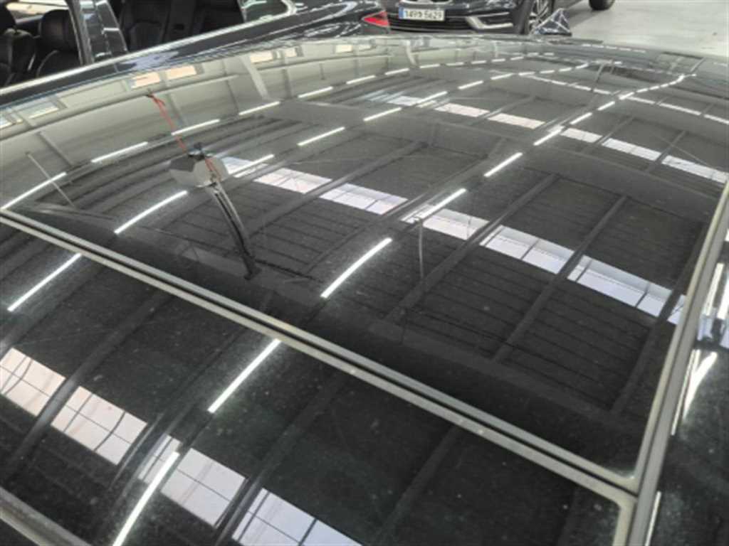 Genesis G70 - Vista 11