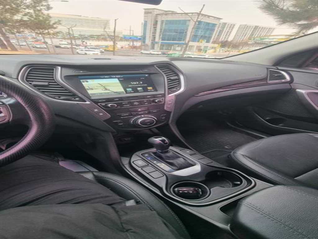 HYUNDAI Santa Fe - Vista 10