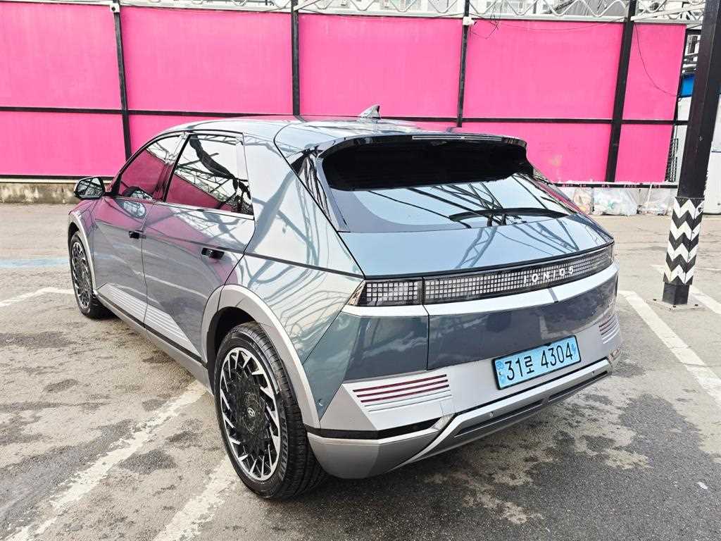 HYUNDAI Ioniq 5 - Vista 4