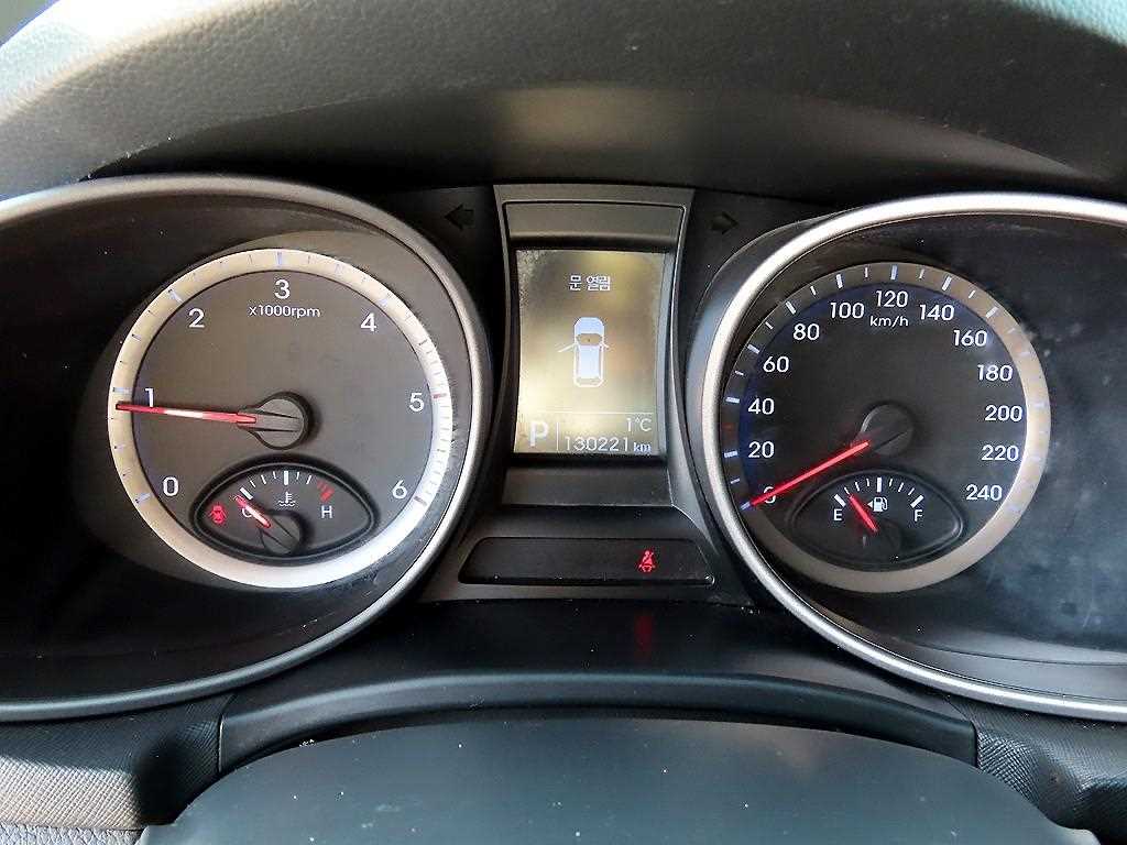 HYUNDAI Santa Fe - Vista 8