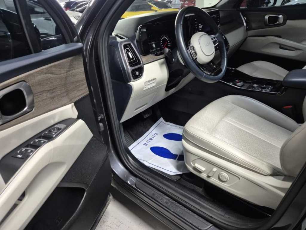 KIA Sorento - Vista 11