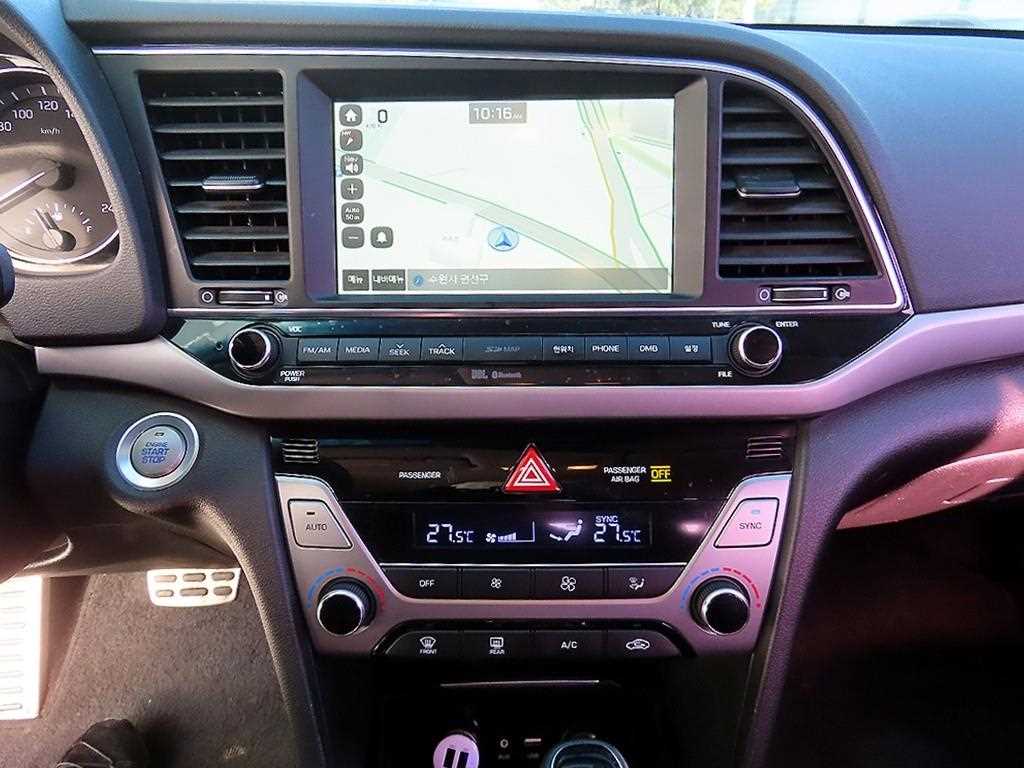 HYUNDAI Avante 2016 Blanco - Importación desde Corea - HF Imports Iquique - Foto 13