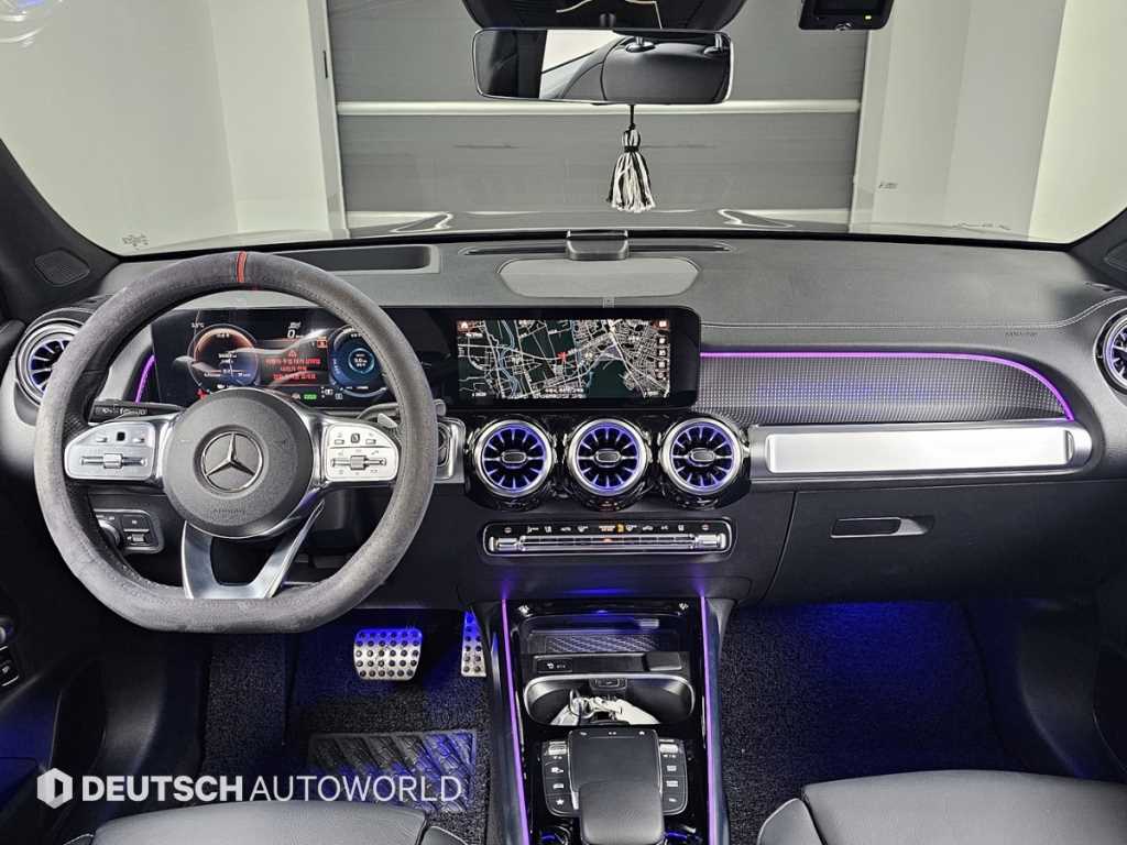 Mercedes Benz EQB - Vista 7